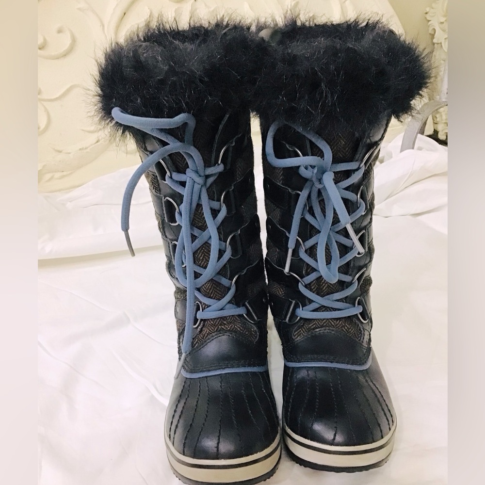 Sorel Tofino Brown Herringbone Snow Boots - Picture 3 of 11